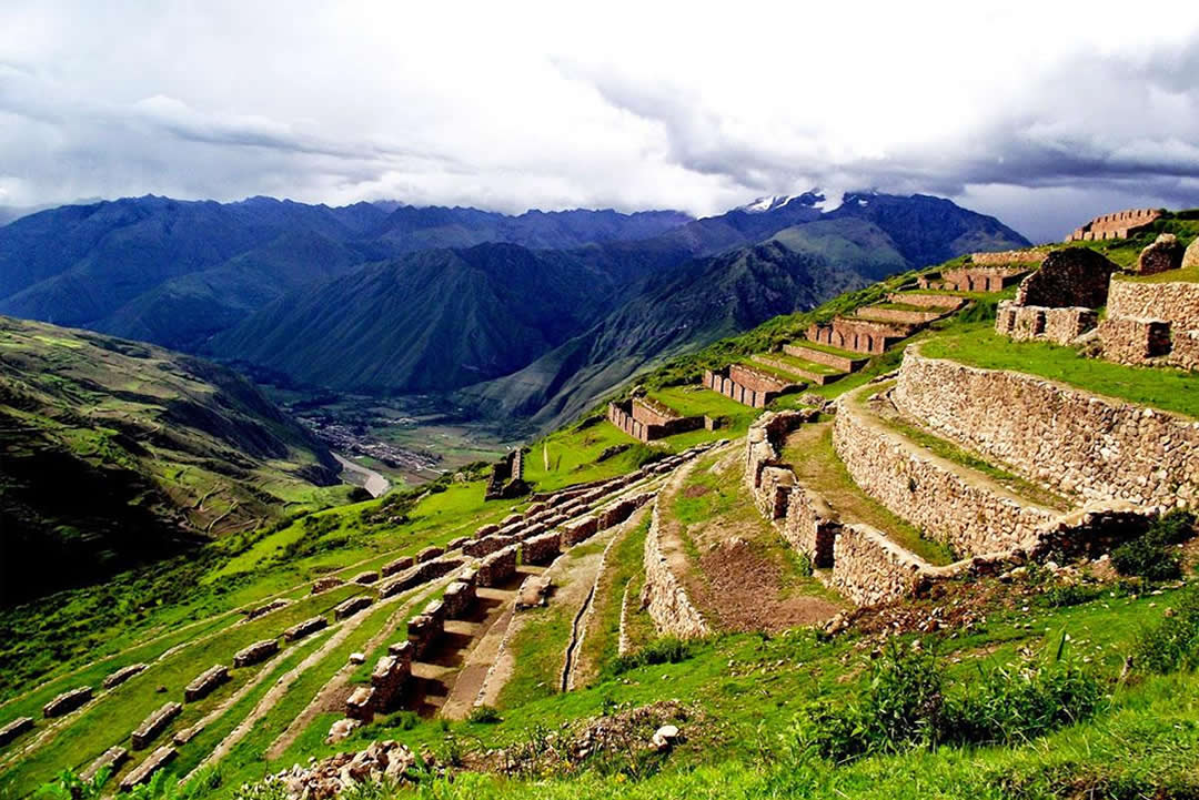 sacred valley peru