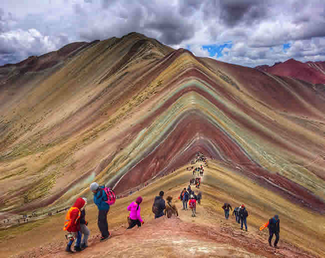 montaña de colores peru